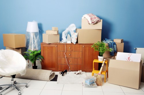Commercial moving truck options for Ealing businesses